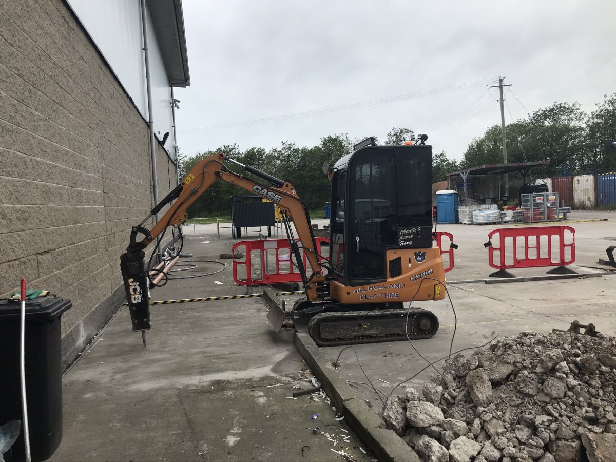 03748999-3BB7-4B30-9BF6-408CCD4C8C08.jpeg