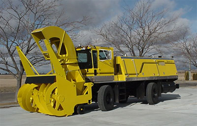 2-doubleengine_cabrear.jpg