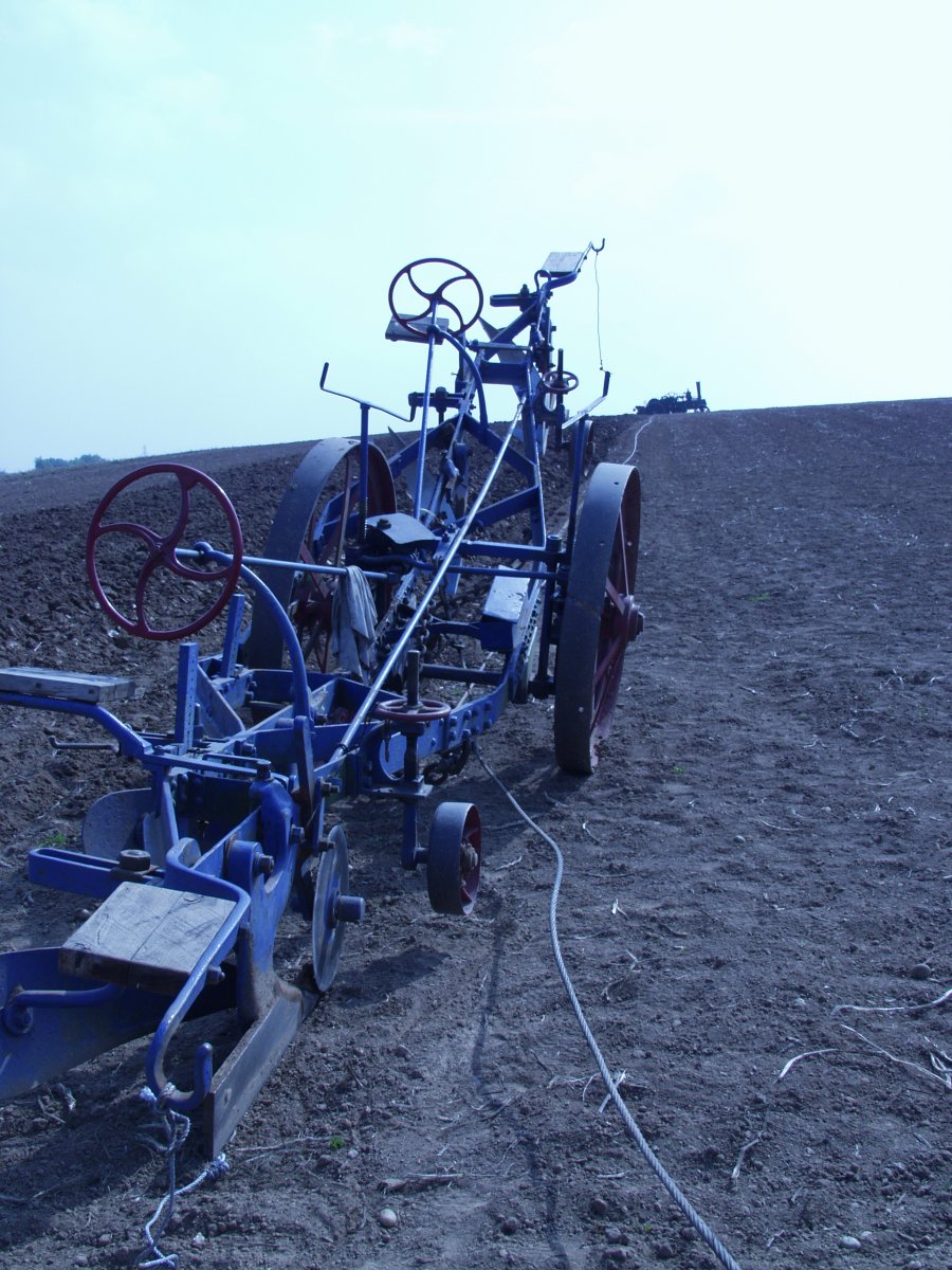 20 & 21-7-03 042.jpg