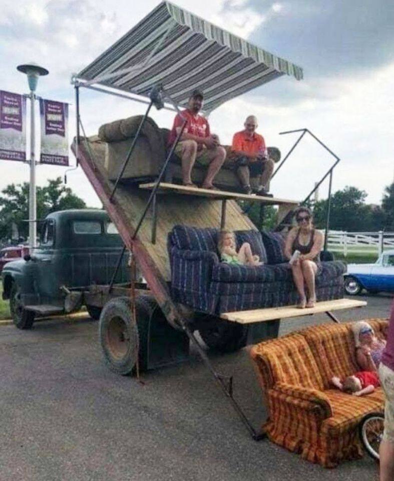369841242_679966414178594_2692889294120683058_n.jpg