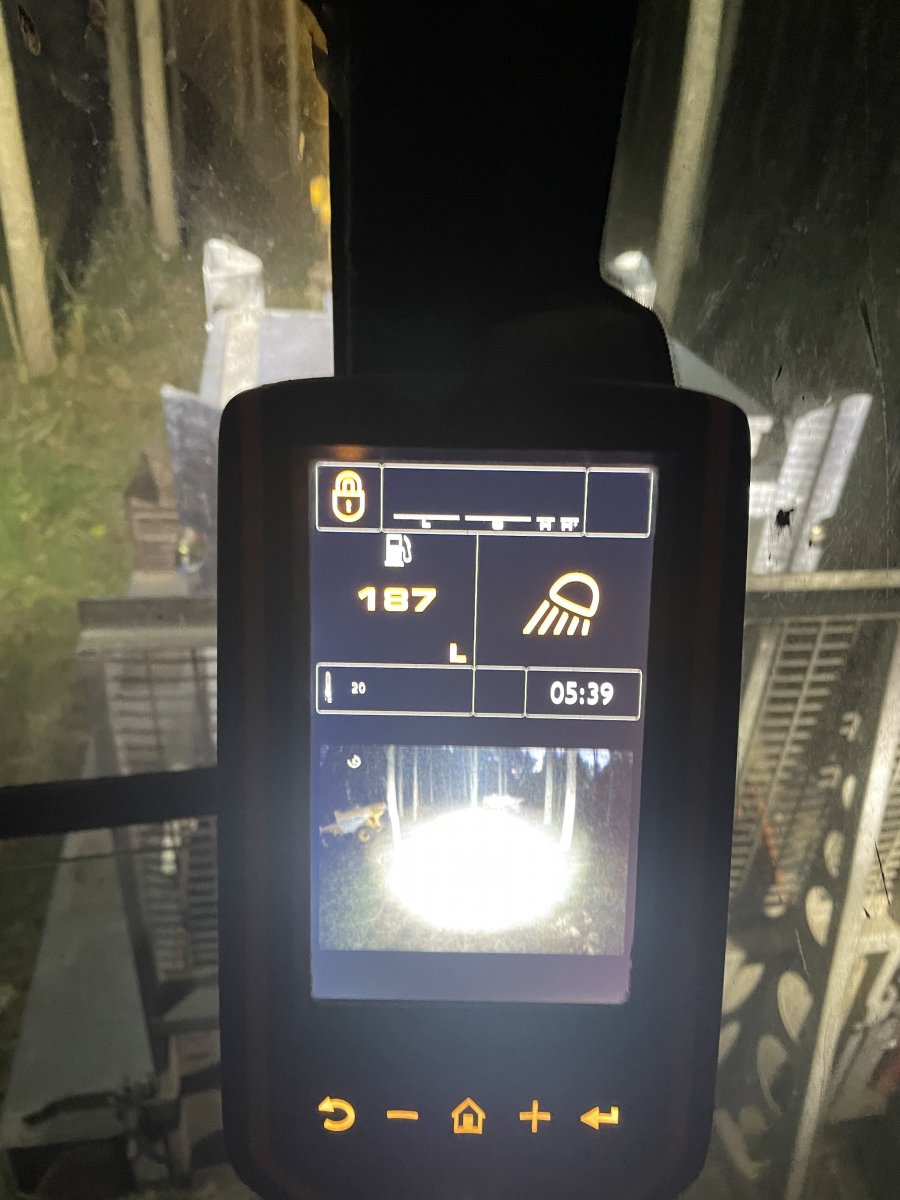 7ABCA578-964A-46DF-B9E7-0D6C31521E18.jpeg