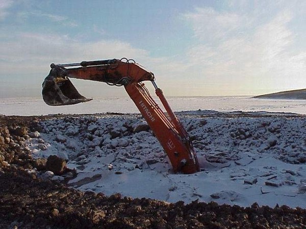 ANYBODY SEEN AN HITACHI.jpg