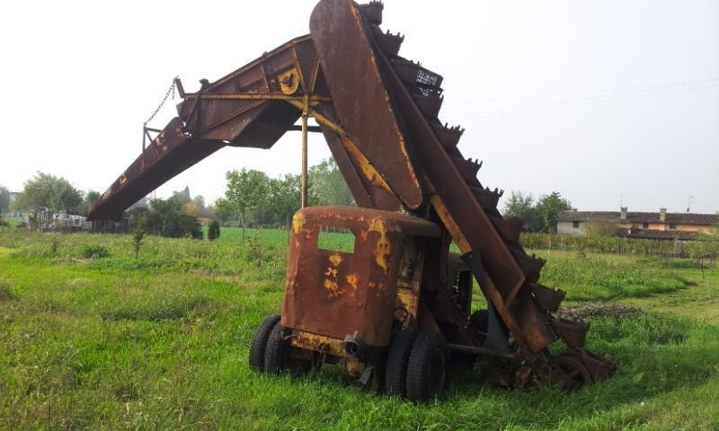 chain buckets padovan pordenone italia.jpg