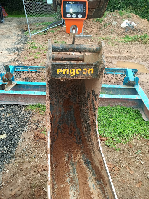 crane scale1.jpg