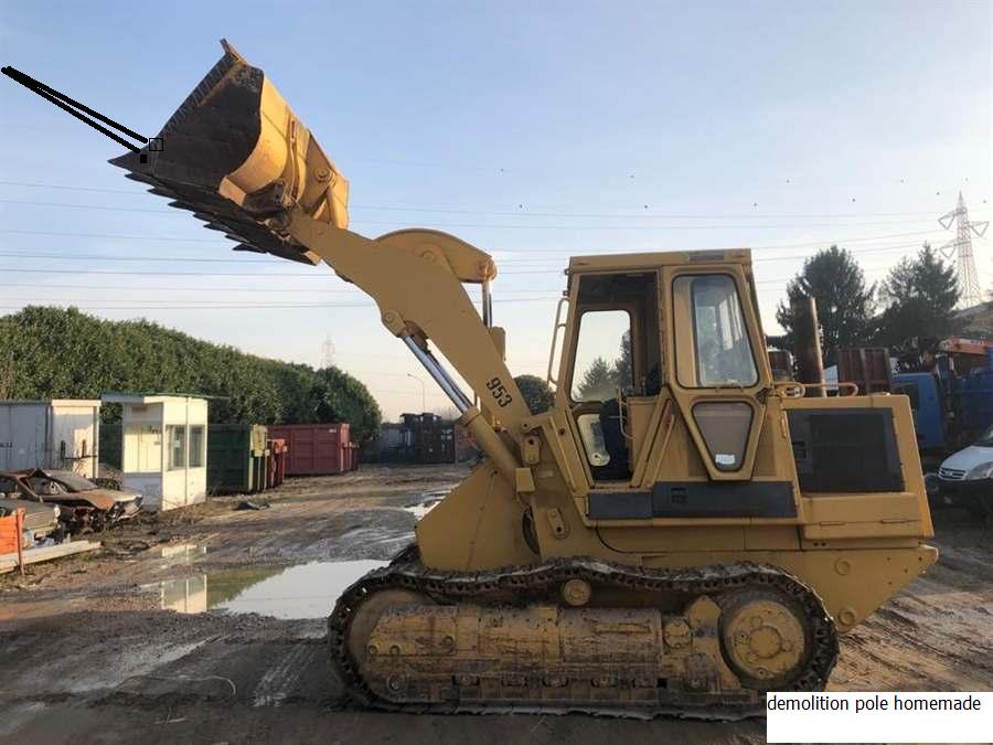 demolition pole.jpg