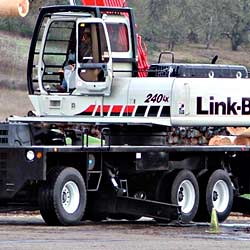 linkbelt 6 whel duck.jpg
