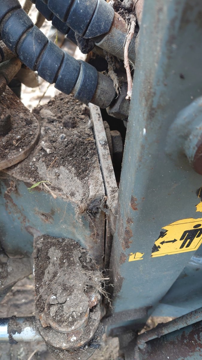 LS750 joint.JPG