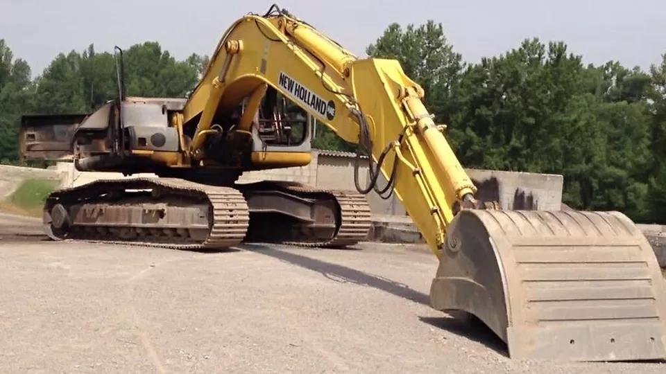 new holland.jpg
