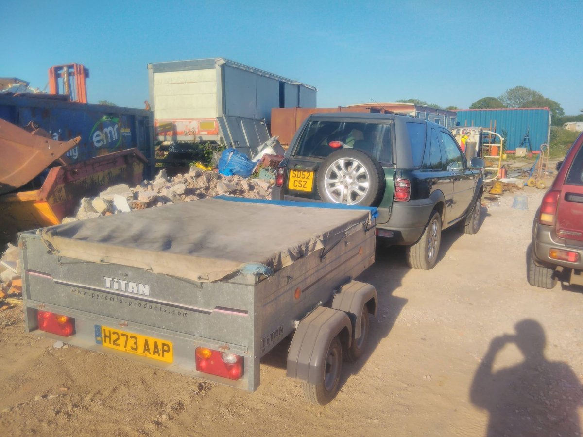 rory's freelander .jpg