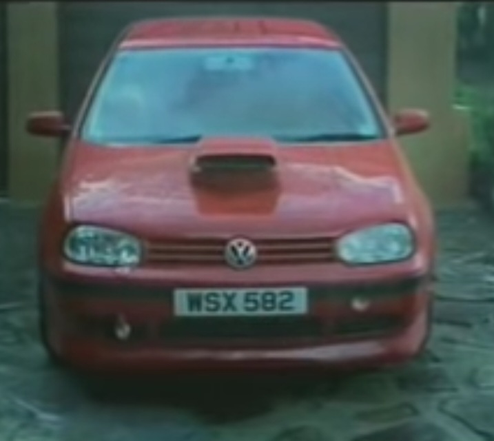 Screenshot_20230411-214017_YouTube.jpg