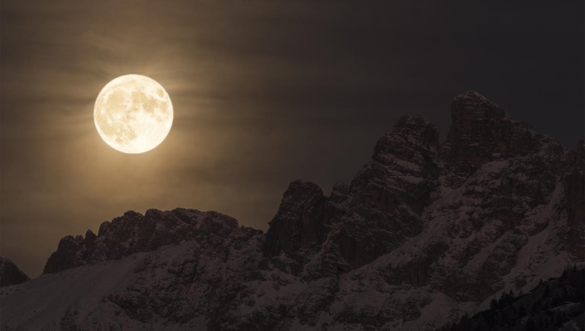 Super Moon by Giorgia Hofer.jpg