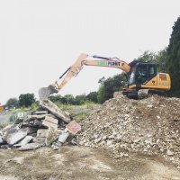 13Tonne Excavator rubble pile.JPG 13Tonne Excavator rubble pile.JPG