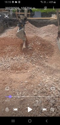 Screenshot_20220506-191915_Video Player.jpg
