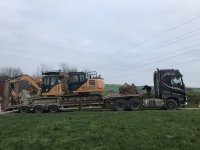 1 - Lowloader.jpg