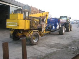 Stan's spreader loader (6).jpg Stan's spreader loader (6).jpg