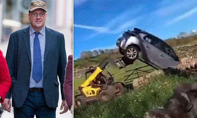 www.dailymail.co.uk